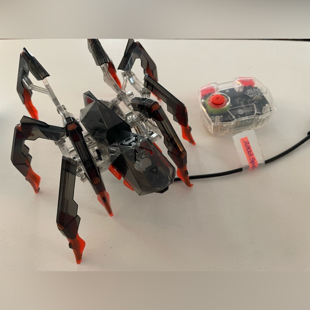 Hexbug Black Widow Spider with remote control
